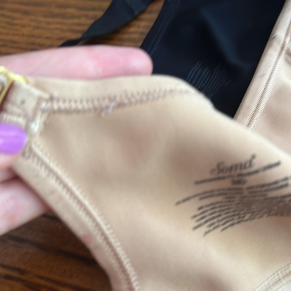 Lot of 4 soma bras: 38D - Picture 5 of 5